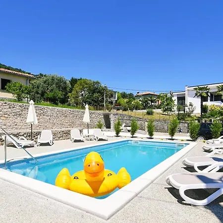 3 Bedroom Beautiful In *