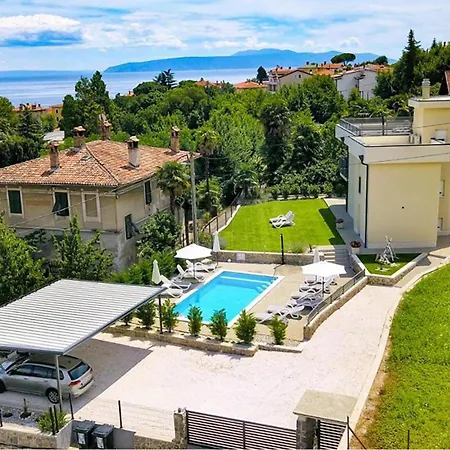 3 Bedroom Beautiful In * Lovran